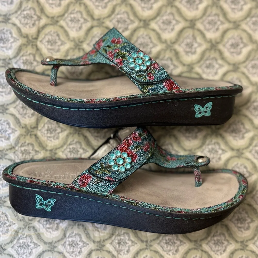 Alegria Carina‎ Aqua Floral Leather Wedge Sandals Women’s Size 39 EU 8.5 US